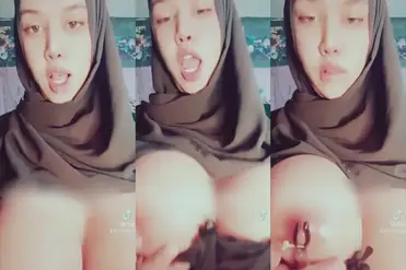Bokep Indo Desahan ARRAZYNY Sange Remas Toket poster
