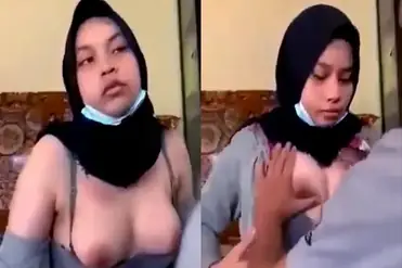 Bokep Indo Jatah Nyusu Pulang Sekolah Merem Melek Sedap poster