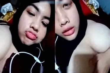 Bokep Indo VCS Jilboobs Toket Jumbo Masih Perawan poster