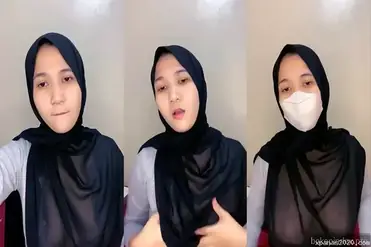 Cewek Toket Jumbo Live Pamer Tubuh Bikin Ngaceng Massal poster